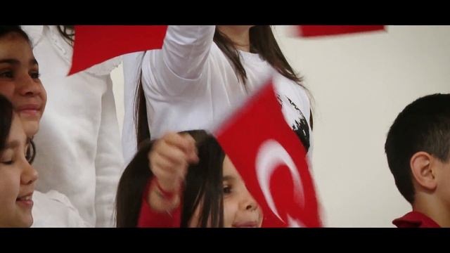 TBMM 23 Nisan Şarkısı смотреть онлайн