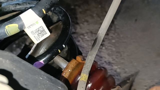 Hyundai Staria установка пневмобаллонов в задние пружины