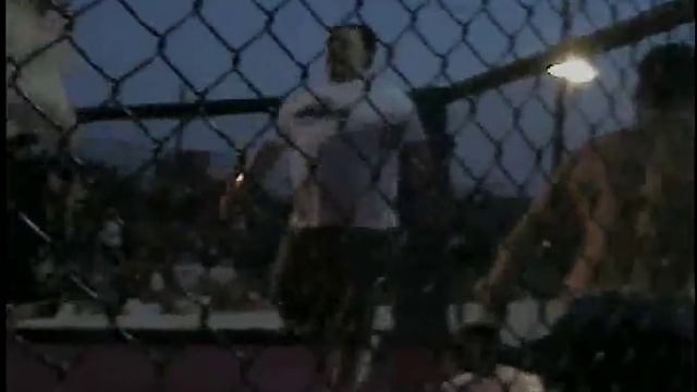 Hardrock MMA 37 Fight 6 Chris Bowman vs Eddie Bardin смотреть онлайн
