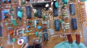 шок!!!!много км-конденсаторов в генераторе телесигналов Ласпи тт-03