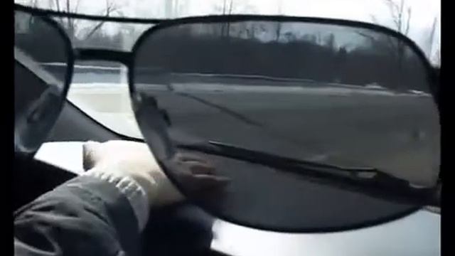 Transitions DriveWear - антибликовые линзы-хамелеоны для водителей 2 смотреть онлайн