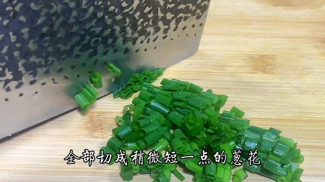 紅燒南瓜多加一個步驟，軟糯入味，老人小孩都愛吃，比肉還好吃【阿光廚房】#紅燒南瓜 #南瓜煮法 #pumpkinrecipes смотреть онлайн