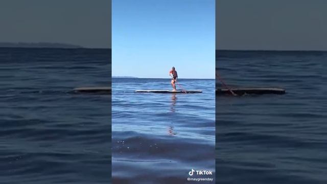Сапборд на большой воде / Supboard at big waters смотреть онлайн