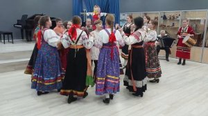 Ой, на горе мак (игровая песня). Исполняет ансамбль Новина