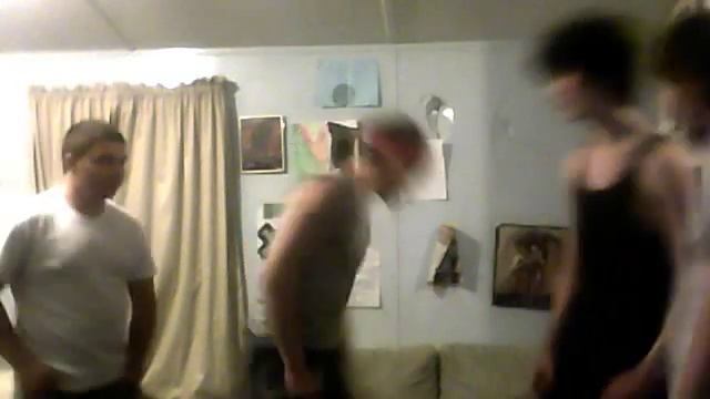 EPIC Mosh By the Bburg Crue смотреть онлайн