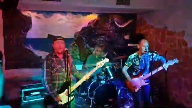 Buena concierto en La Cueva!!! The Dudes смотреть онлайн