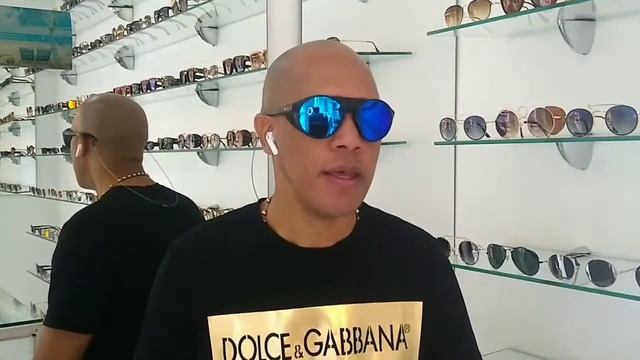 Os Óculos de Sol Masculino Oakley Clifden OO9440 03-56 tem a melhor lente de alpinismo construído p смотреть онлайн