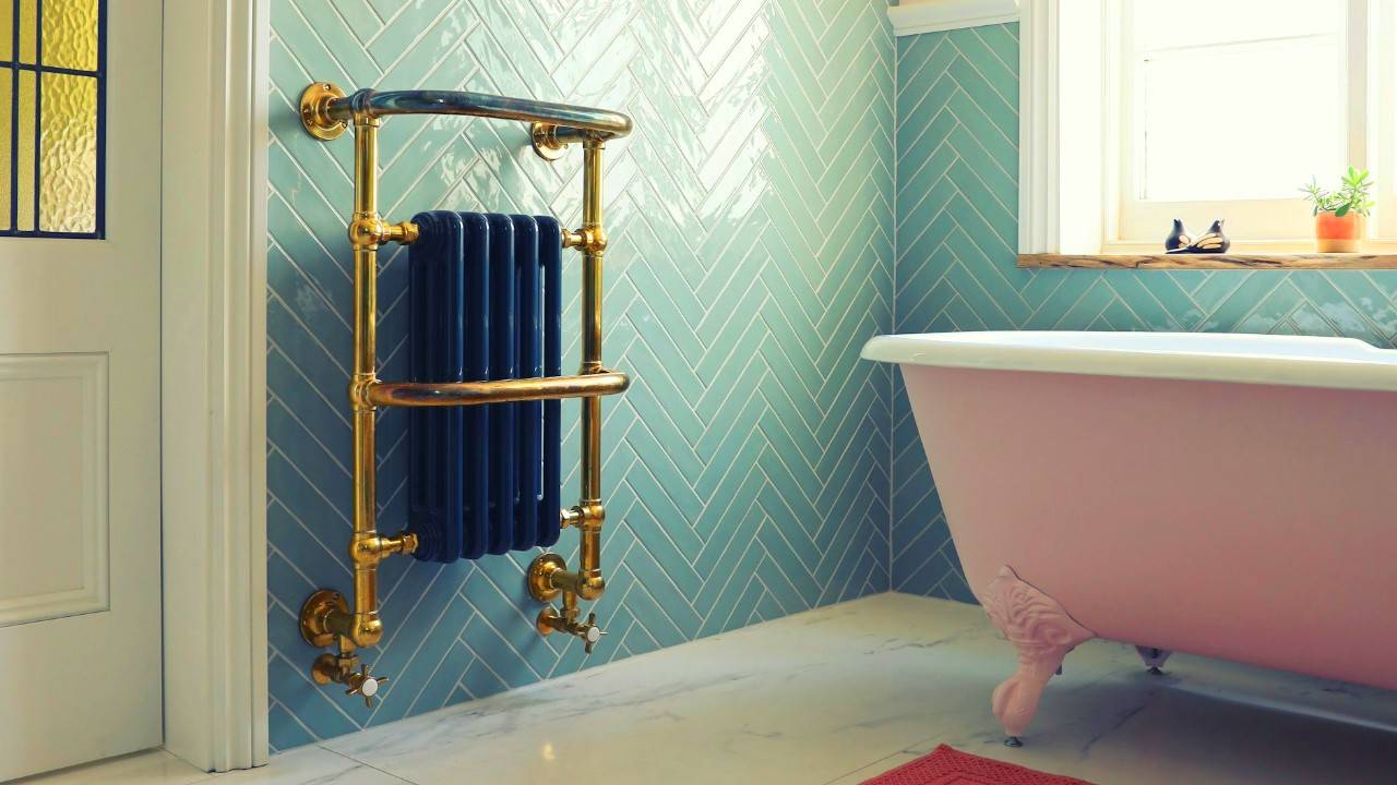 Стало известно, какой должна быть температура в ванной комнате: ответ Минстроя России смотреть онлайн