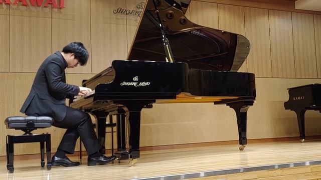 'Fantasia - All improvised' - Part 1 全部卽興幻想曲(전부즉흥환상곡) 1부 смотреть онлайн