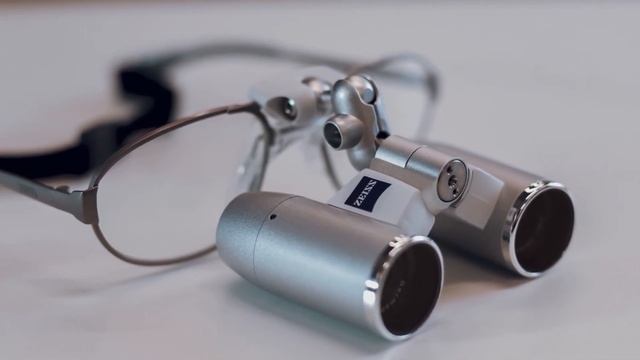 LUPA ZEISS: Também é indicada para quem usa óculos de grau. смотреть онлайн