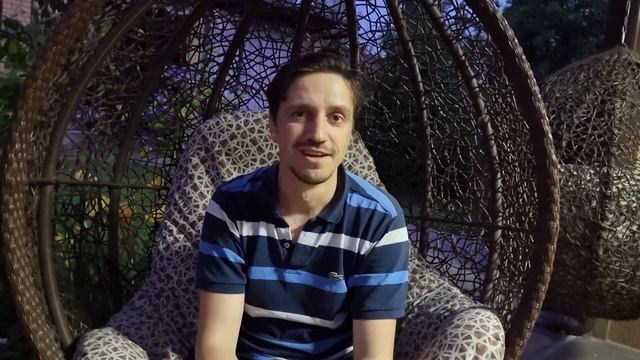 Роевой Бакфаст, начинающий пчеловод и роеловство. Ловлю 1й свой рой "вторак". смотреть онлайн