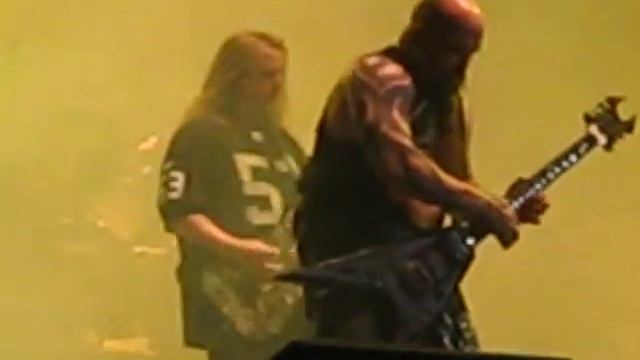 Slayer - Kerry King & Jeff Hanneman - Dead Skin Mask (Dual Solo's) Winnipeg 2009 смотреть онлайн