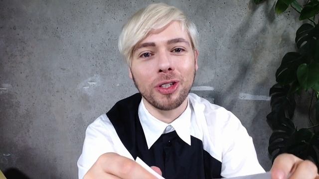 COURREGES space age sunglasses and buying GUCCI handbags смотреть онлайн