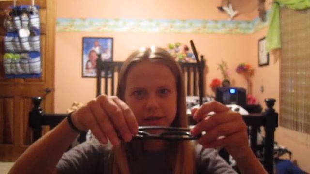 How to put on a pair of 3d glasses смотреть онлайн