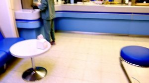 Приехали в клинику на ОПЕРАЦИЮ 🙂 1 день / Обследование ❤️ Заселение и питание Влог