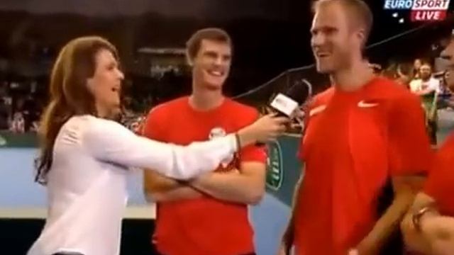 Andy Murray Reveals Dominic Inglot has a side chick смотреть онлайн