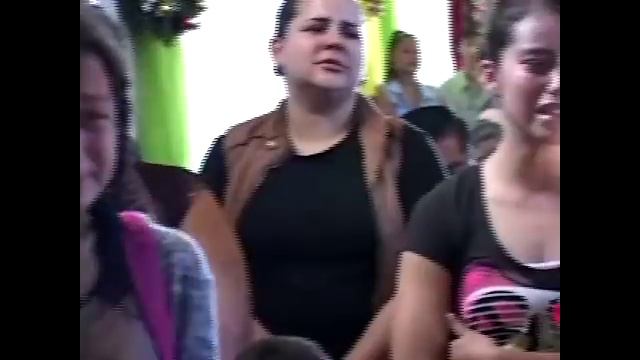 Dan el ultimo a adiós a madre e hija asesinadas en Comayagua смотреть онлайн