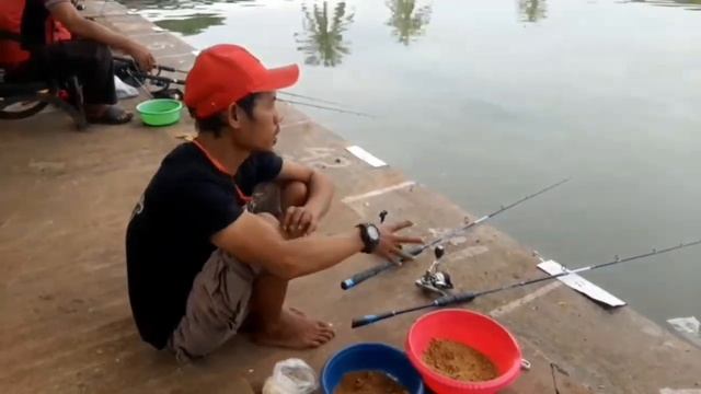 Pemancingan kampung gowes terkini || Lomba mancing hadiah motor || kampung Gowes Fishing смотреть онлайн