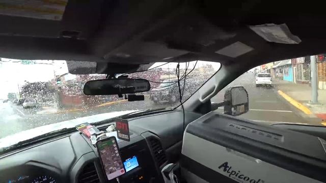 Тревога в США на Улицах Города - Глазами Водителя смотреть онлайн