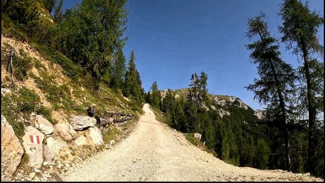 40 minute Indoor Cycling Workout Hotel Brückele South Tyrol Dolomites Italy 4K Video смотреть онлайн