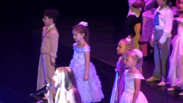 Юлия Михальчик песня "Дети войны",концерт к Дню победы смотреть онлайн