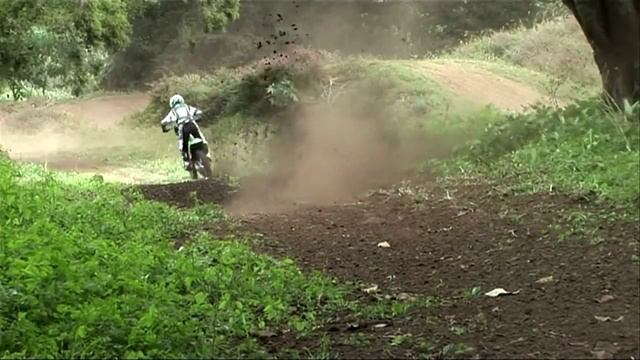 Motocross Race Off - 2 STROKE VS 4 STROKE MOTO