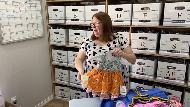 JBF haul! Cathy sourced a bunch of boutique dresses to resell online! смотреть онлайн