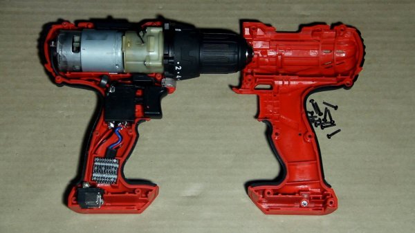 Шуруповёрт Yato YT-82780 осмотр и разбор