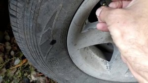 Спускает колесо. Причина не держит золотник