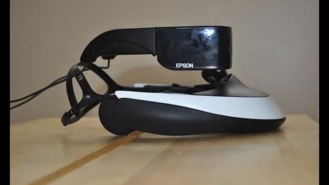 Sony HMZ-T1 - Epson Moverio BT-100-Large смотреть онлайн