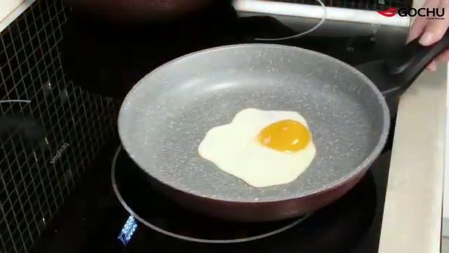 Тестируем корейскую сковородку Gochu на АНТИПРИГАРНОСТЬ! смотреть онлайн