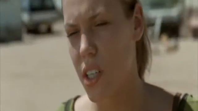Justin Long - Down on my knees смотреть онлайн