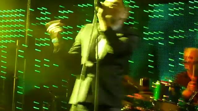rem what´s frequency kenneth????? robot michael stipe смотреть онлайн