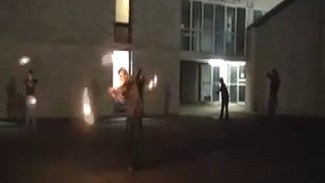 Fire Spinning Workshop смотреть онлайн
