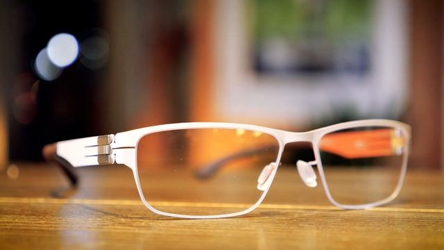 ic! berlin Basti S. 太いテンプルが力強い存在感のメガネフレーム 新色のバイカラーも楽しい!! 2020年7月13日 смотреть онлайн