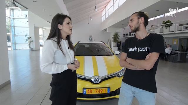 Geek Room - Toyota Auris Review | IN TV Albania смотреть онлайн