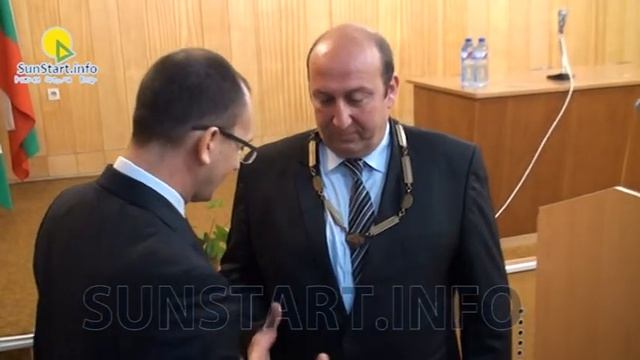 Иван Жабов положи клетва за встъпване в длъжност за втория си мандат като кмет на Средец смотреть онлайн