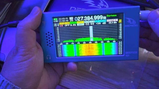 DEEPSDR 101 Quick Tune With MLA 30 Loop Antenna 25000 KHz WWV Shortwave
