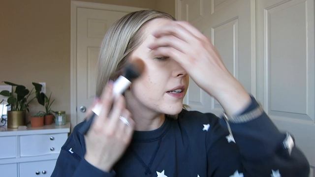 TRYING NEW MAKEUP GRWM | Drugstore & Lawless смотреть онлайн