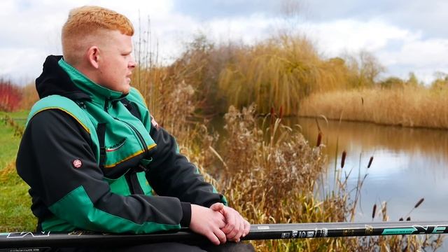 Master Maggot Fishing this winter with Ash Davies on Commercials смотреть онлайн