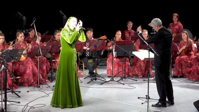 "Потеряла утром я одну серёжку" муз. С.Белоголова, сл. С.Ковалёвой смотреть онлайн