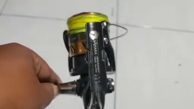 SHIMANO Sahara FI 4000 XG смотреть онлайн