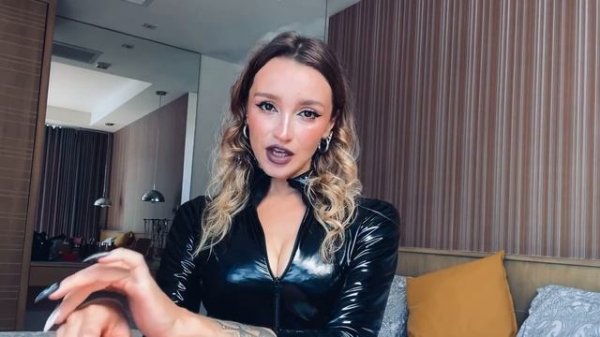 FOR SUBMISSIVE MEN ONLY | Goddess worship femdom session