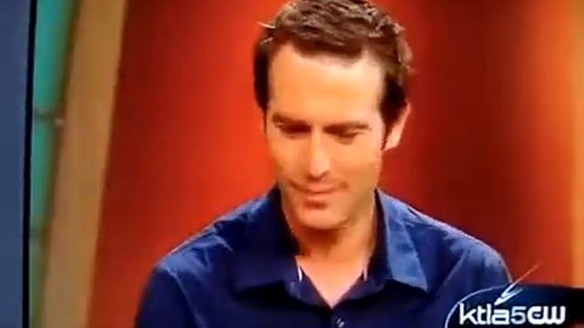 Michael Vartan no KTLA - Parte 1 смотреть онлайн