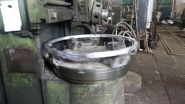Токарный станок с ковочным кольцом больших диаметров для тяжелых вертикальных токарных станков смотреть онлайн