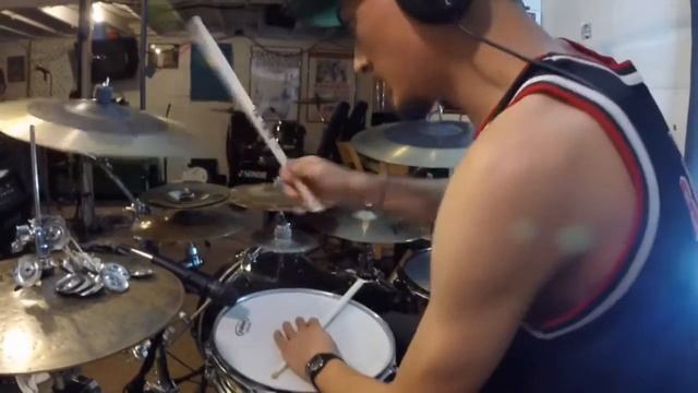 DnB Drum Improvisation смотреть онлайн