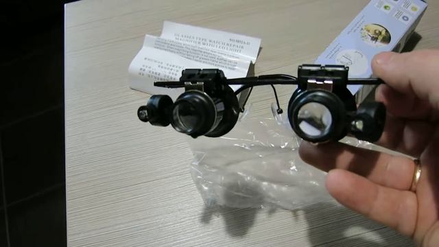 9892A 20X Binocular Magnifying Glasses Magnifier with LED Light from Gearbest.com смотреть онлайн