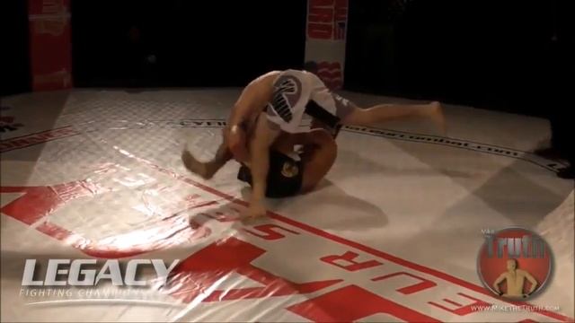 Sage Northcutt - UFC Newcomer HIGHLIGHT [World Champion] [19 years old] - shorter version смотреть онлайн