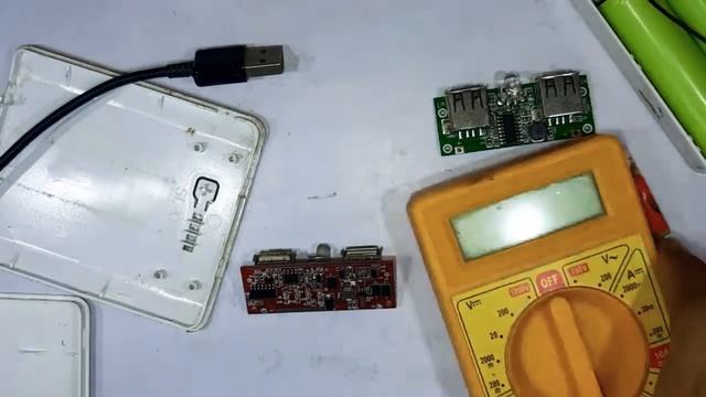 ERD 10400 mah power bank teardown & repair смотреть онлайн