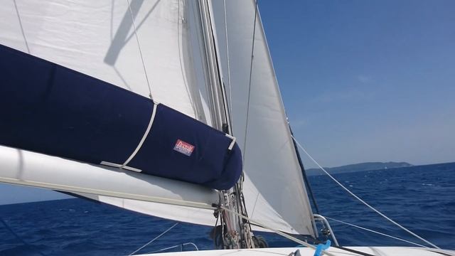Segeln bei 18 Knoten смотреть онлайн